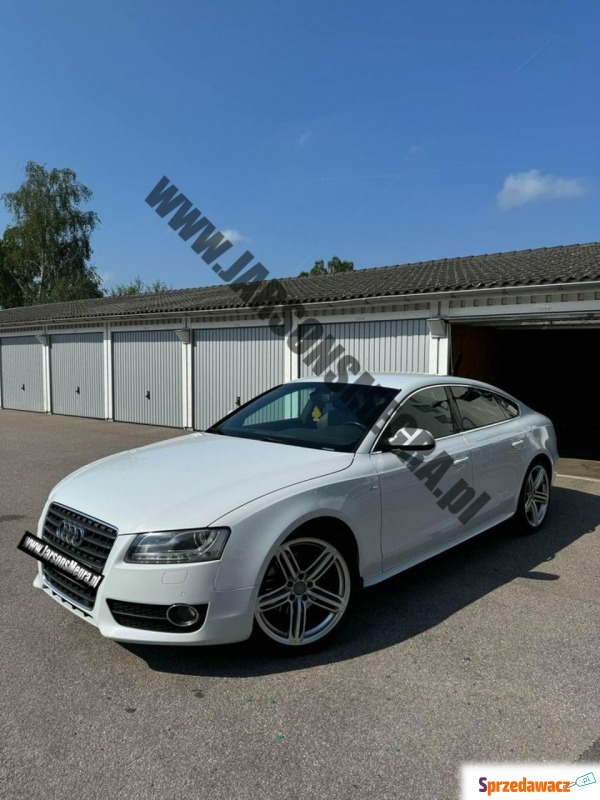 Audi A5  Hatchback 2011,  2.0 benzyna - Na sprzedaż za 38 750 zł - Kiczyce