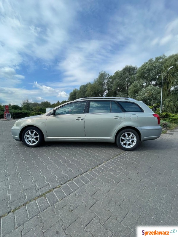 Toyota Avensis II - Samochody osobowe - Gryfino