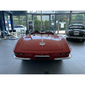 Chevrolet Corvette  Kabriolet 1961,  4.6 benzyna - Na sprzedaż za 719 000 zł - Kraków - zdjęcie 7