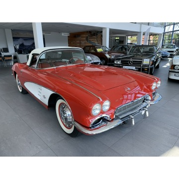 Chevrolet Corvette  Kabriolet 1961,  4.6 benzyna - Na sprzedaż za 719 000 zł - Kraków - zdjęcie 11