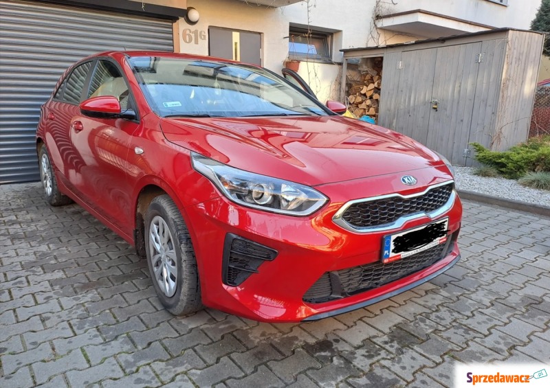 Kia Ceed  Hatchback 2018,  1.4 benzyna - Na sprzedaż za 52 000 zł - Katowice