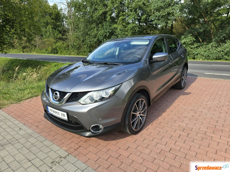 Nissan Qashqai  SUV 2016,  1.7 benzyna - Na sprzedaż za 59 900 zł - Cielcza