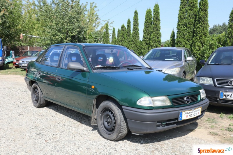 Opel Astra  Sedan/Limuzyna 1999,  1.4 - Na sprzedaż za 1 700,00 zł - Warszawa