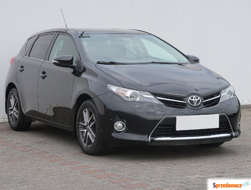 Toyota Auris  Hatchback 2014,  1.6 benzyna - Na sprzedaż za 43 999 zł - Bielany Wrocławskie