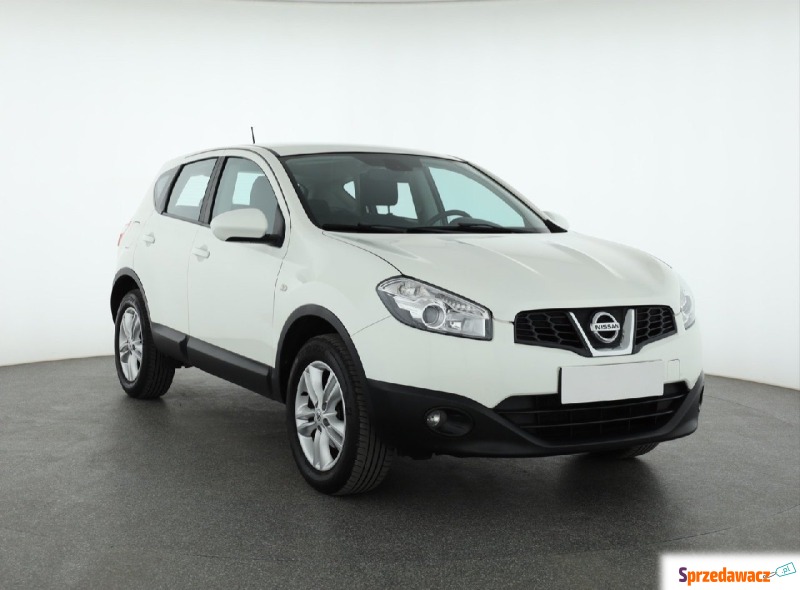 Nissan Qashqai  SUV 2011,  1.6 benzyna - Na sprzedaż za 33 999 zł - Piaseczno