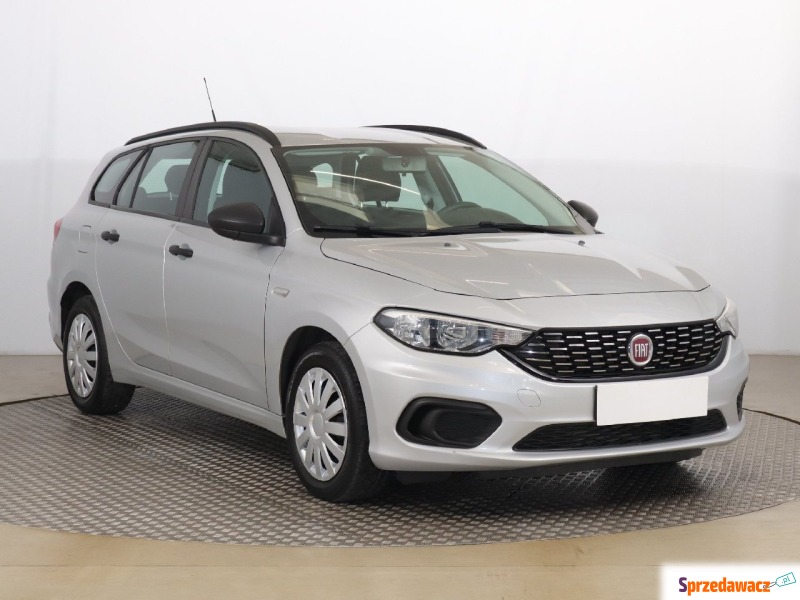 Fiat Tipo 1.4 T-Jet (120KM), 2017 - Samochody osobowe - Zabrze