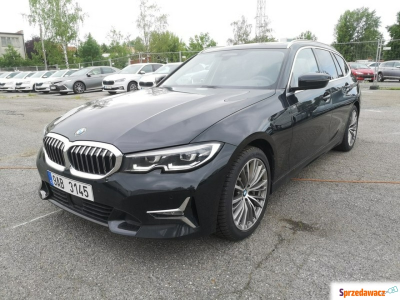 BMW Seria 3 2021,  3.0 diesel - Na sprzedaż za 133 947 zł - Komorniki