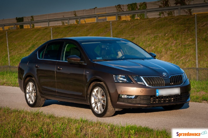 Skoda Octavia  Sedan/Limuzyna 2017,  1.2 benzyna - Na sprzedaż za 59 900 zł - Pabianice