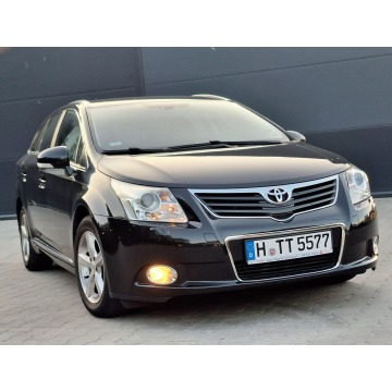 Toyota Avensis - *1.8VVT-i* benzyna* BDB stan* wersja SOL*