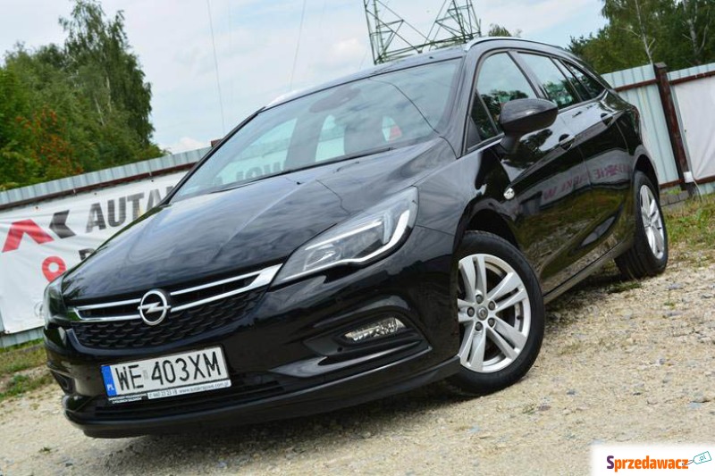 Opel Astra 2019 - 1598 cm3 Diesel (136 KM) - kombi - Samochody osobowe - Łódź