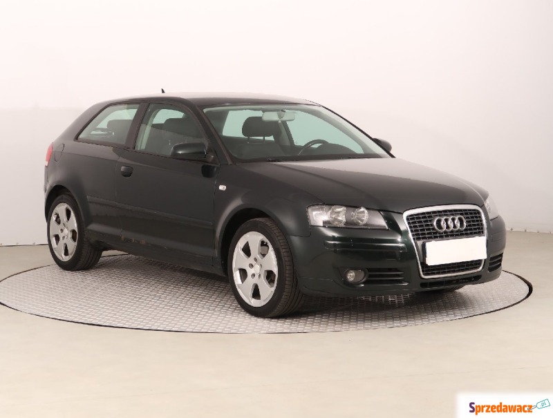 Audi A3  Hatchback 2006,  1.6 benzyna - Na sprzedaż za 12 999 zł - Poznań