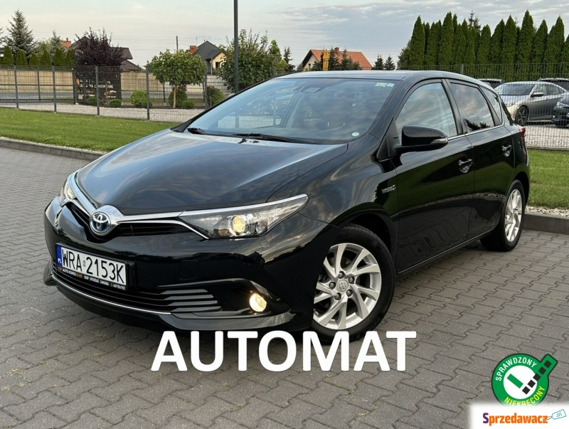 Toyota Auris  Hatchback 2017,  1.8 hybryda - Na sprzedaż za 59 900 zł - Kotarwice