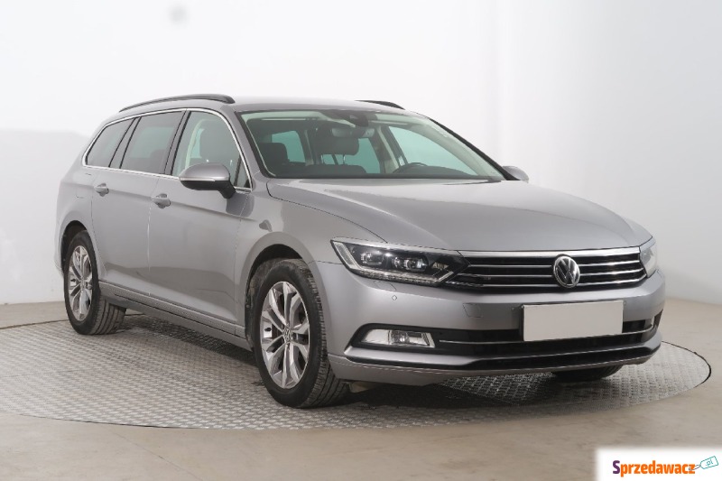 VW Passat 1.8 TSI (180KM), 2018 - Samochody osobowe - Biała Podlaska