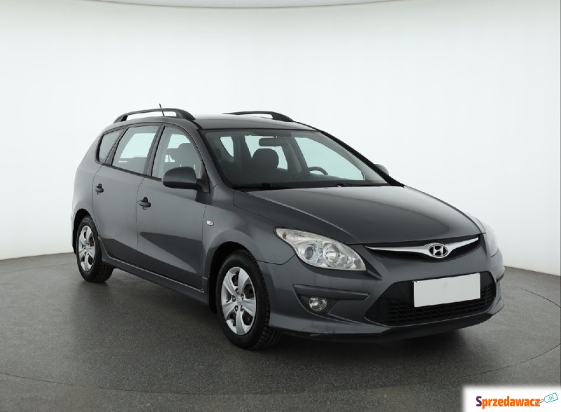 Hyundai i30  Kombi 2010,  1.6 diesel - Na sprzedaż za 11 499 zł - Katowice