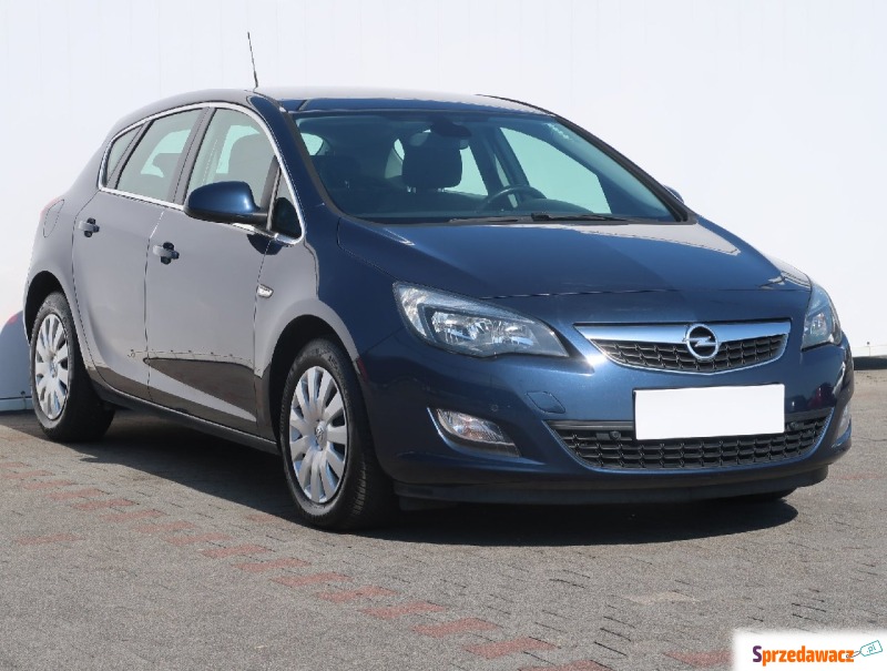 Opel Astra  Hatchback 2010,  1.6 benzyna - Na sprzedaż za 22 999 zł - Bielany Wrocławskie