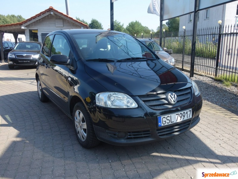 Volkswagen Fox  Hatchback 2008,  1.2 benzyna - Na sprzedaż za 8 900,00 zł - Słupsk