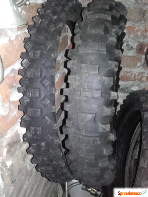 Opony cross przód i tył