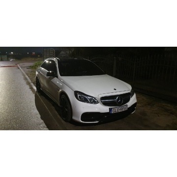 Mercedes - Benz E-klasa  Sedan/Limuzyna 2013,  5.5 benzyna, automat - Na sprzedaż za 105 000 zł - Lębork - zdjęcie 2