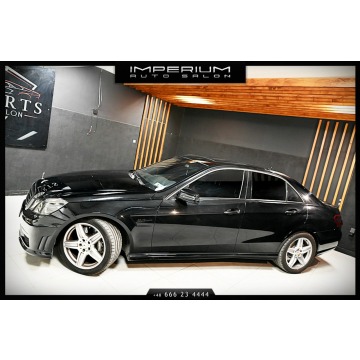 Mercedes - Benz E-klasa  Sedan/Limuzyna 2010,  5.0 benzyna, automat - Na sprzedaż za 129 900 zł - Banino - zdjęcie 3
