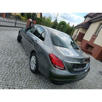 Mercedes - Benz C-klasa  Sedan/Limuzyna 2019,  1.6 diesel, automat - Na sprzedaż za 84 870 zł - Rybnik - zdjęcie 3