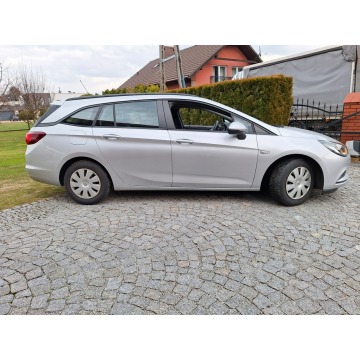 Opel Astra  Kombi 2017,  1.6 diesel - Na sprzedaż za 42 189 zł - Rybnik - zdjęcie 3
