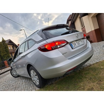Opel Astra  Kombi 2017,  1.6 diesel - Na sprzedaż za 42 189 zł - Rybnik - zdjęcie 7