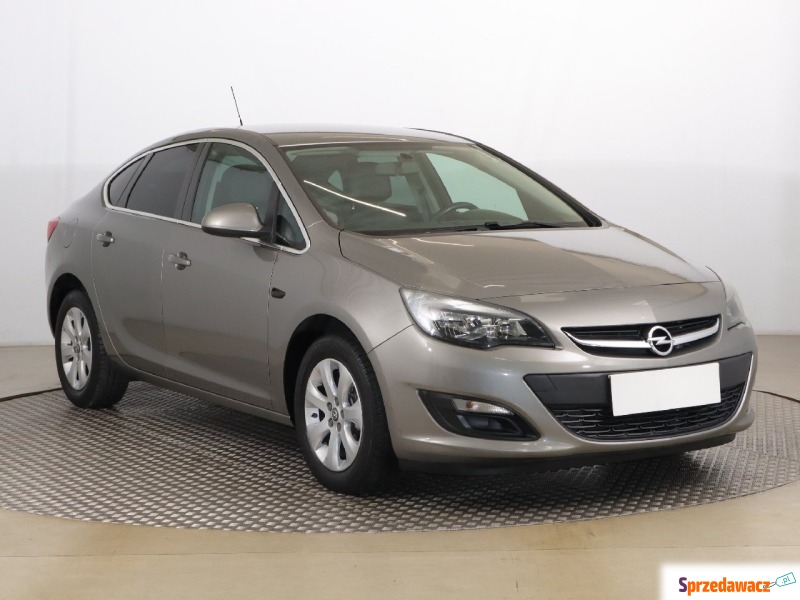 Opel Astra  Liftback 2017,  1.4 benzyna+LPG - Na sprzedaż za 40 999 zł - Zabrze