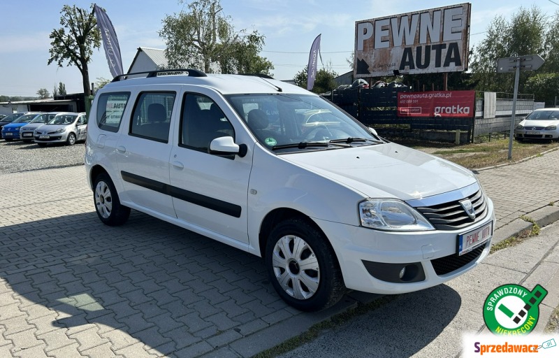 Dacia Logan  Minivan/Van 2011,  1.6 benzyna - Na sprzedaż za 18 900 zł - Przyszowice