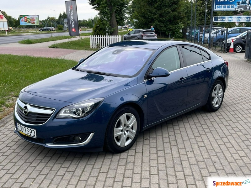 Opel Insignia  Hatchback 2015,  1.6 diesel - Na sprzedaż za 43 900 zł - Czechy