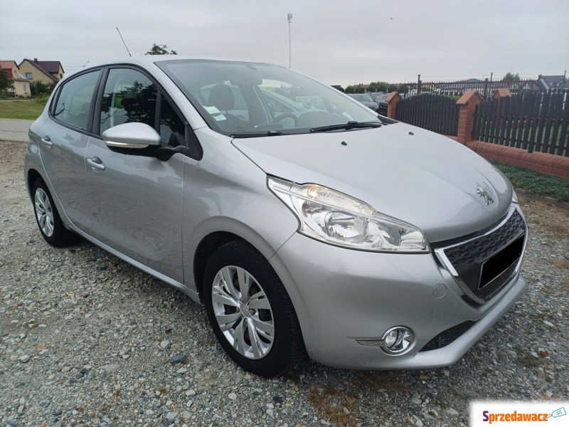 Peugeot 208  Hatchback 2014,  1.0 benzyna - Na sprzedaż za 18 900 zł - Suchorzew