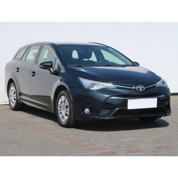 Toyota Avensis 1.8 VVT-i (147KM), 2015