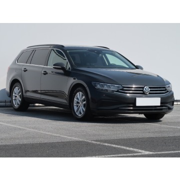 VW Passat 1.5 TSI (150KM), 2020