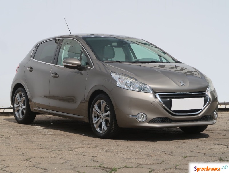 Peugeot 208  Hatchback 2014,  1.2 benzyna - Na sprzedaż za 29 999 zł - Katowice