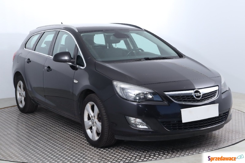 Opel Astra  Kombi 2010,  1.6 benzyna - Na sprzedaż za 25 999 zł - Bielany Wrocławskie