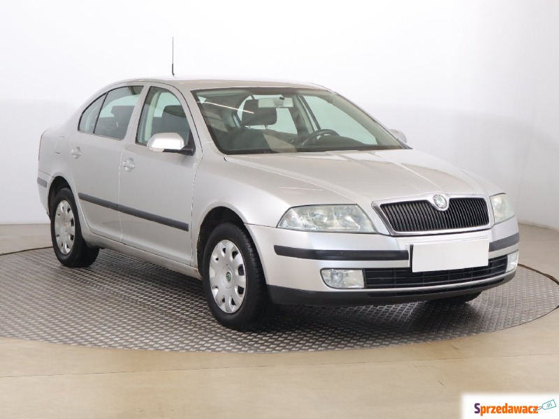 Skoda Octavia  Hatchback 2004,  1.6 benzyna+LPG - Na sprzedaż za 11 999 zł - Zabrze