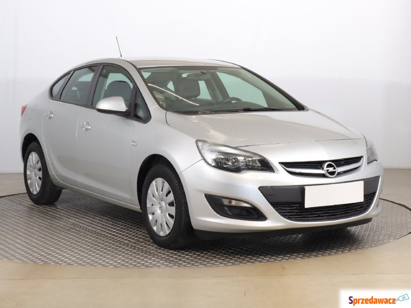 Opel Astra 1.4 T (140KM), 2018 - Samochody osobowe - Zabrze