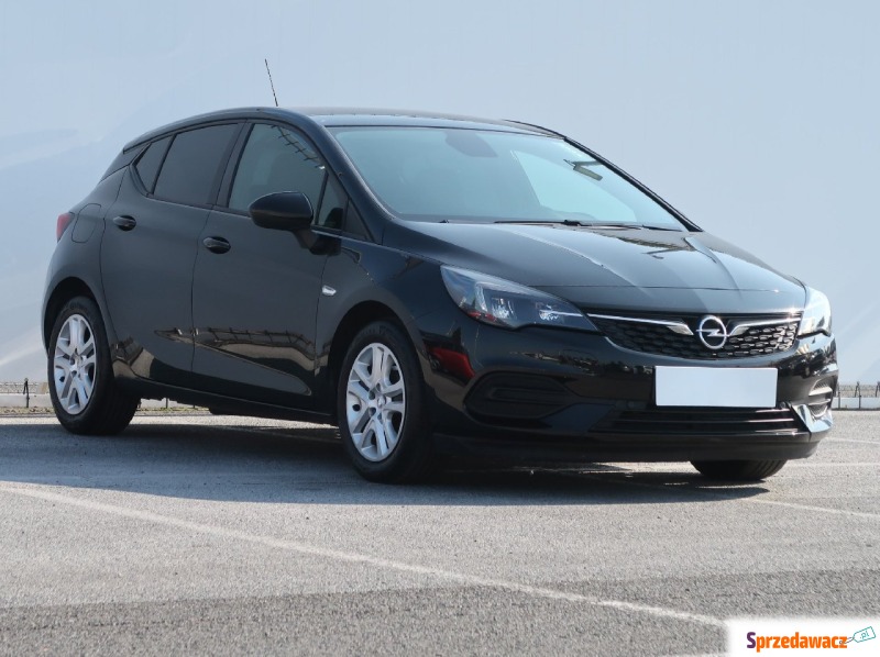 Opel Astra  Hatchback 2019,  1.2 benzyna - Na sprzedaż za 54 999 zł - Lublin