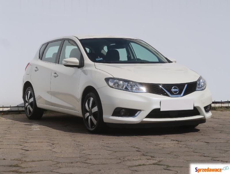 Nissan Pulsar  Hatchback 2015,  1.2 benzyna - Na sprzedaż za 36 999 zł - Łódź