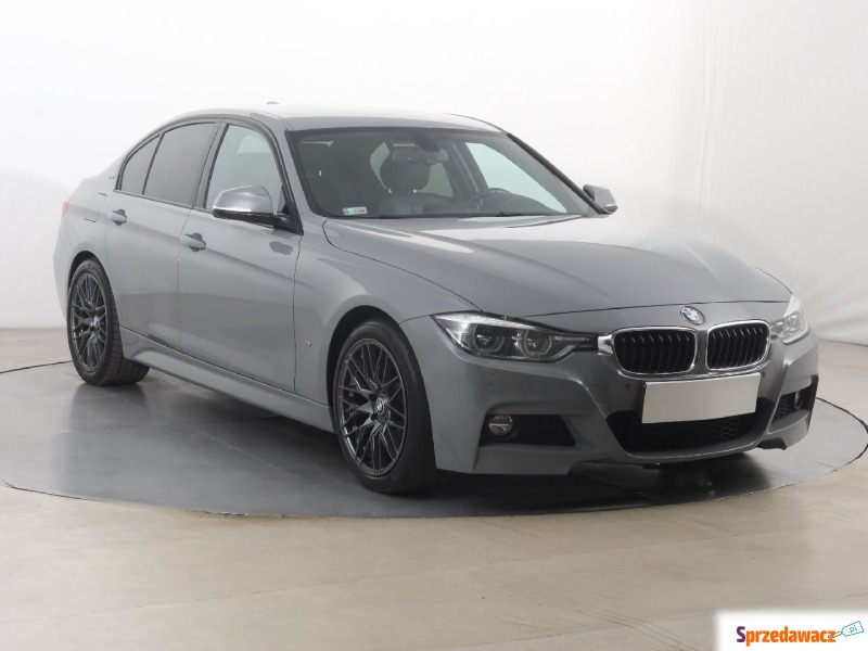 BMW 3 330e iPerformance (252KM), 2017 - Samochody osobowe - Katowice