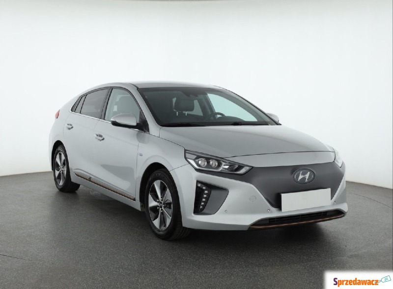 Hyundai IONIQ  Hatchback 2019,  0.1 zasilanie elektryczne - Na sprzedaż za 66 999 zł - Piaseczno