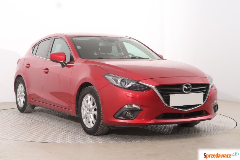 Mazda 3  Hatchback 2015,  2.0 benzyna - Na sprzedaż za 55 999 zł - Olsztyn