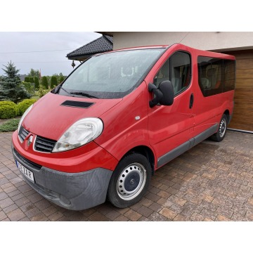 Renault Trafic - 09r. 2.0 dci 9 osobowy z Niemiec