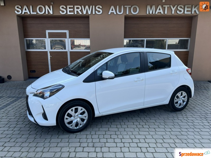 Toyota Yaris - 1,0 72KM  Klimatyzacja  Tablet - Samochody osobowe - Orzech