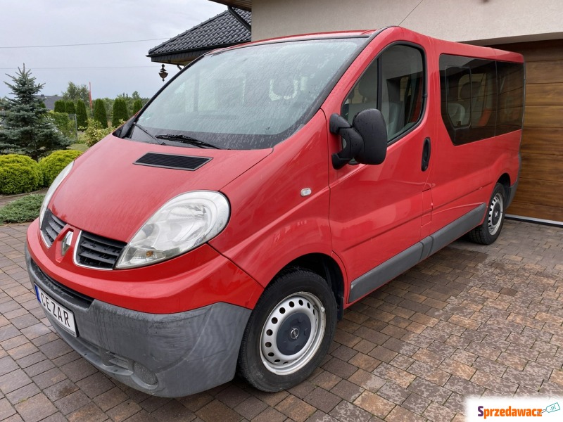 Renault Trafic - 09r. 2.0 dci 9 osobowy z Niemiec - Samochody osobowe - Konradów