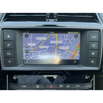 Jaguar XE  Sedan/Limuzyna 2017,  2.0 diesel, automat - Na sprzedaż za 85 501 zł - Kraków - zdjęcie 12