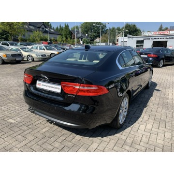 Jaguar XE  Sedan/Limuzyna 2017,  2.0 diesel, automat - Na sprzedaż za 83 901 zł - Kraków - zdjęcie 6