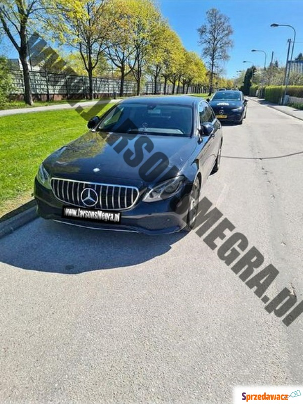 Mercedes - Benz E-klasa  Sedan/Limuzyna 2016,  2.0 diesel - Na sprzedaż za 67 500 zł - Kiczyce