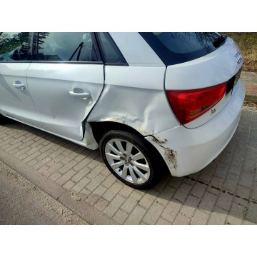 Audi A1  Hatchback 2012,  1.6 diesel - Na sprzedaż za 22 999 zł - Pleszew - zdjęcie 8