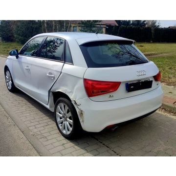 Audi A1  Hatchback 2012,  1.6 diesel - Na sprzedaż za 22 999 zł - Pleszew - zdjęcie 9