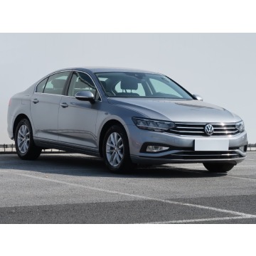 VW Passat 2.0 TDI (150KM), 2020